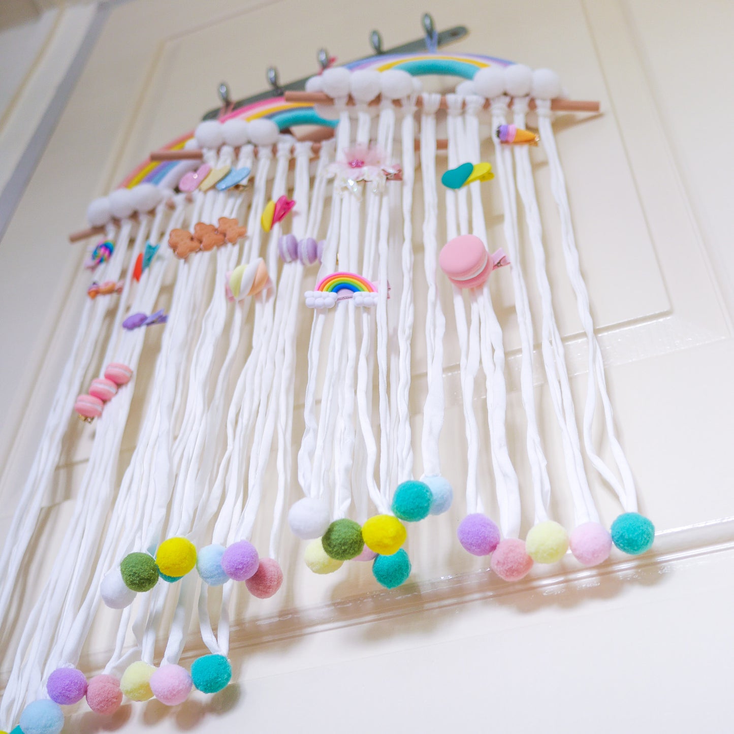 Cadeau Rainbow Wall Hanging Hair Clip Storage