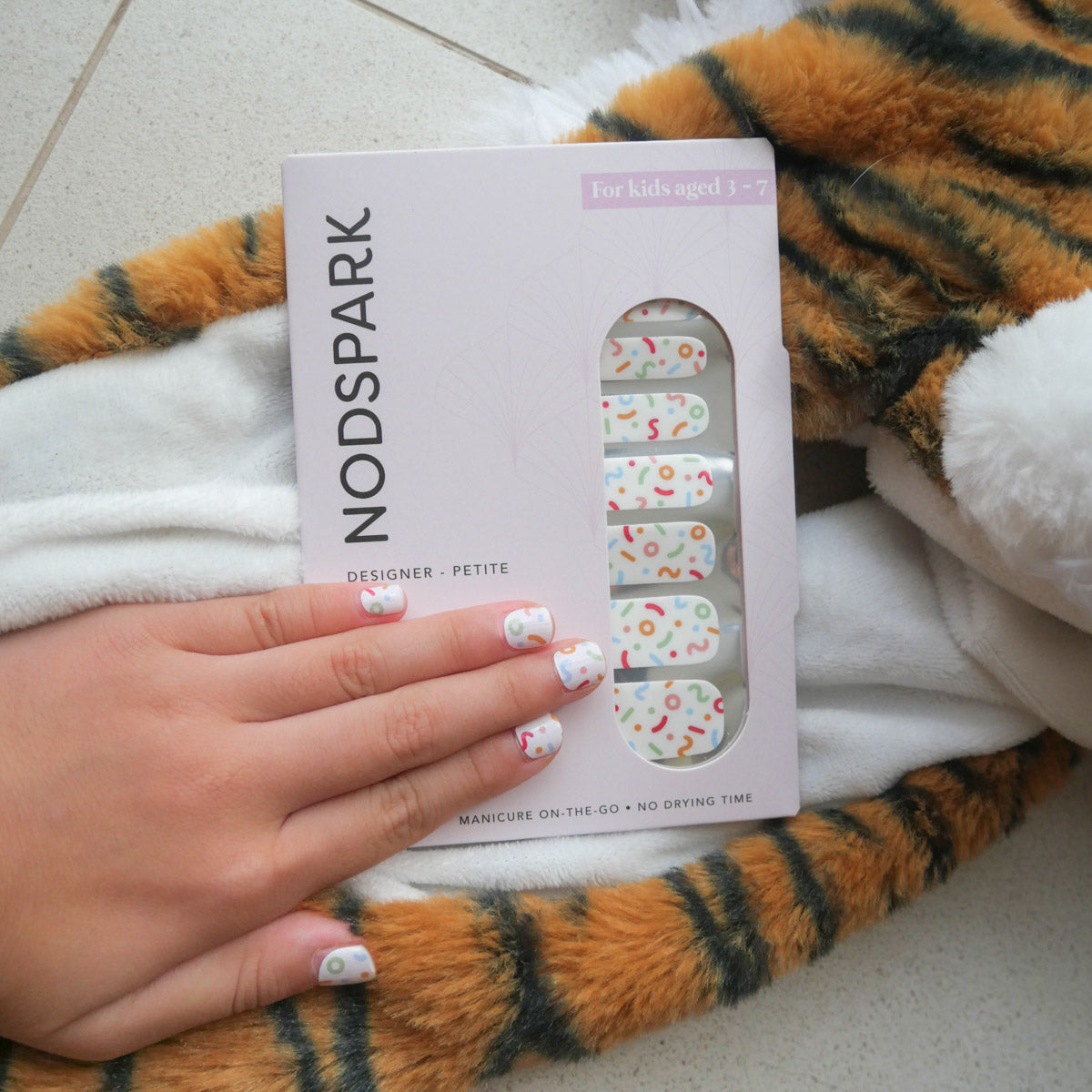 Fun Squiggles (Petite) Nodspark Nail wraps