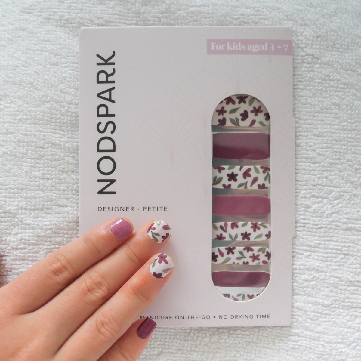 Poppy Petals (Petite) Nodspark Nail wraps