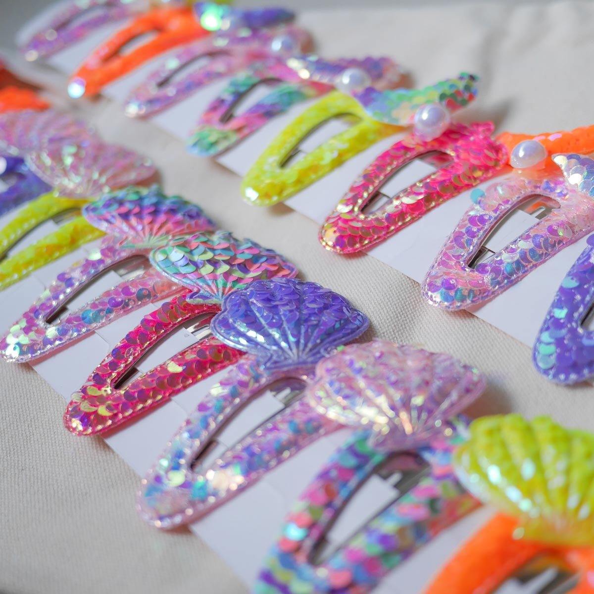 Shimmer Reef Sequin Hair Clips (Seashell) - Colorfull
