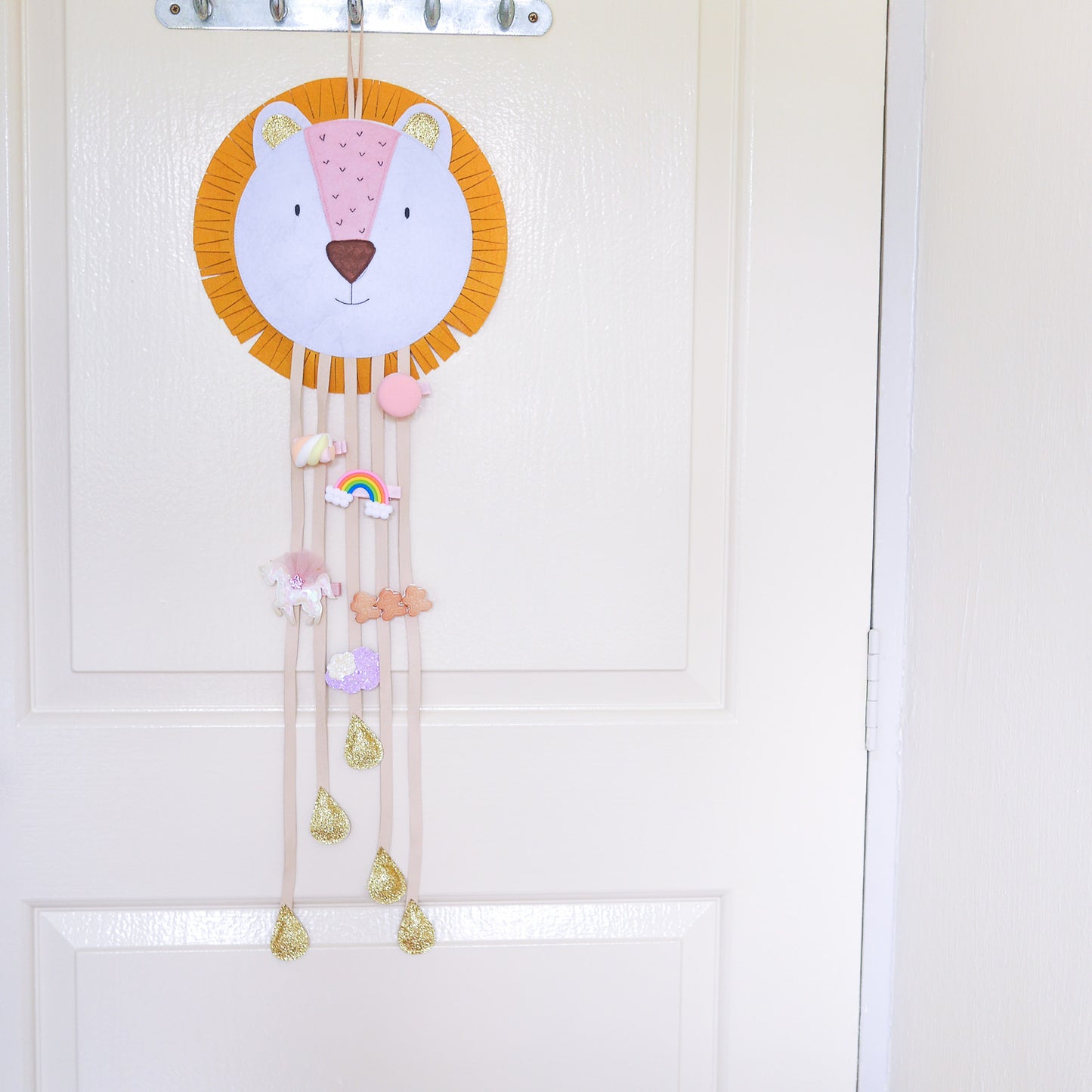 Lion Wall Hanging Hair Clip Storage