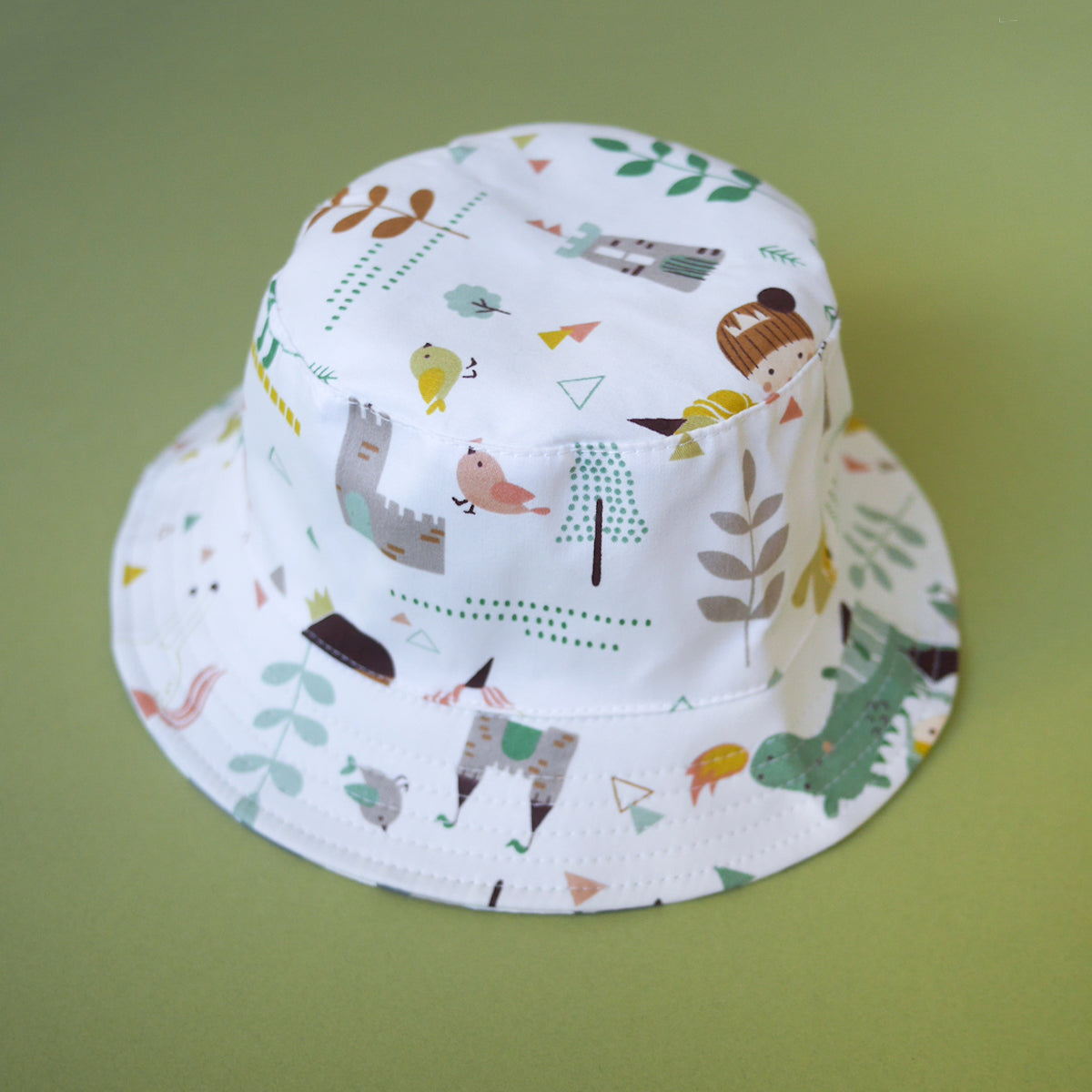 Save the Princess Reversible Bucket Hat (2-5 years)